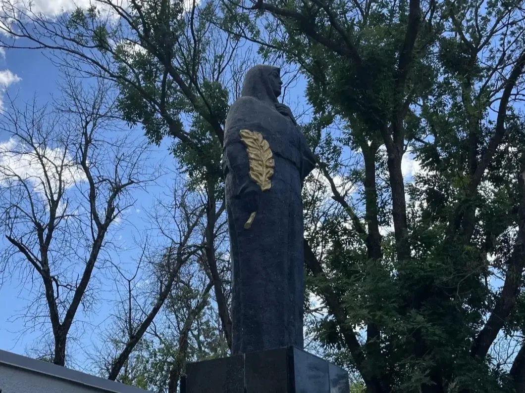 День памяти и скорби в Новоазовске