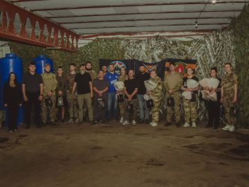 Сергей Добровольский и Артур Гасанов поздравили военных медиков ИБ «Пятнашка» с профессиональным праздником