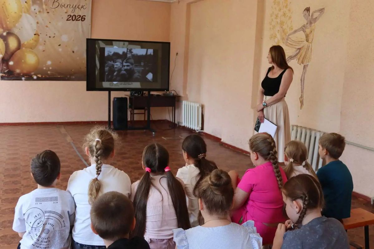 Урок памяти и скорби «22 июня, ровно в четыре утра…» Урок памяти и скорби «22 июня, ровно в четыре утра…»