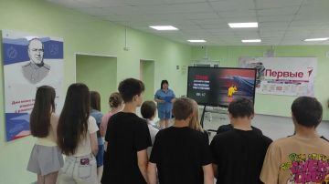 22 июня, в День памяти и скорби, общеобразовательные учреждения Волновахского муниципального округа присоединились к Общероссийской акции «Минута молчания»