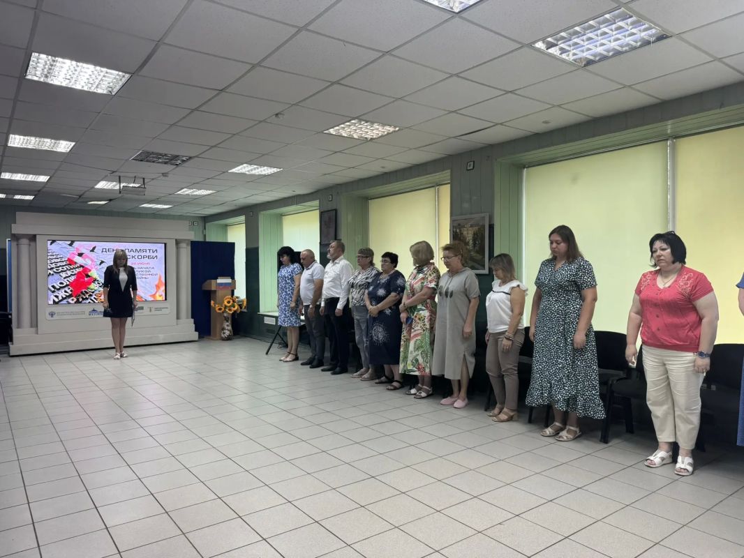 В Мангуше почтили память павших в Великой Отечественной войне В Мангуше почтили память павших в Великой Отечественной войне