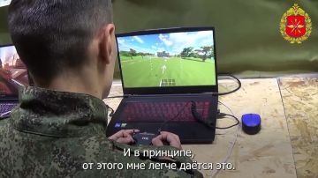 Минобороны России: В полевой лаборатории зенитного дивизиона 61-й гвардейской бригады морской пехоты группировки «Центр» операторы дронов-перехватчиков осваивают пилотирование и ремонт БПЛА