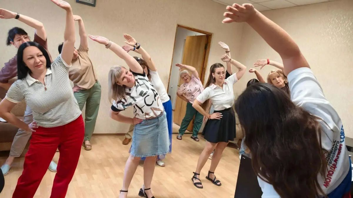 "В ЗДОРОВОМ ТЕЛЕ – ЗДОРОВЫЙ ДУХ!": В РАМКАХ АКЦИИ "СПОРТИВНЫЙ ДОНБАСС" В ГУП ДНР "ДОНБАССТЕПЛОЭНЕРГО" ДАН СТАРТ ЕЖЕДНЕВНОЙ УТРЕННЕЙ ЗАРЯДКЕ "В ЗДОРОВОМ ТЕЛЕ – ЗДОРОВЫЙ ДУХ!": В РАМКАХ АКЦИИ "СПОРТИВНЫЙ ДОНБАСС" В ГУП ДНР "ДОНБАССТЕПЛОЭНЕРГО" ДАН СТАРТ ЕЖЕДНЕВНОЙ УТРЕННЕЙ ЗАРЯДКЕ