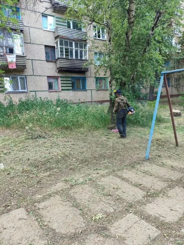 В соответствии с планом благоустройства и поддержания санитарного состояния территорий, производственный участок города Дебальцево, посёлка городского типа Мироновский и города Светлодарск Енакиевского филиала по управлению... В соответствии с планом благоустройства и поддержания санитарного состояния территорий, производственный участок города Дебальцево, посёлка городского типа Мироновский и города Светлодарск Енакиевского филиала по управлению...