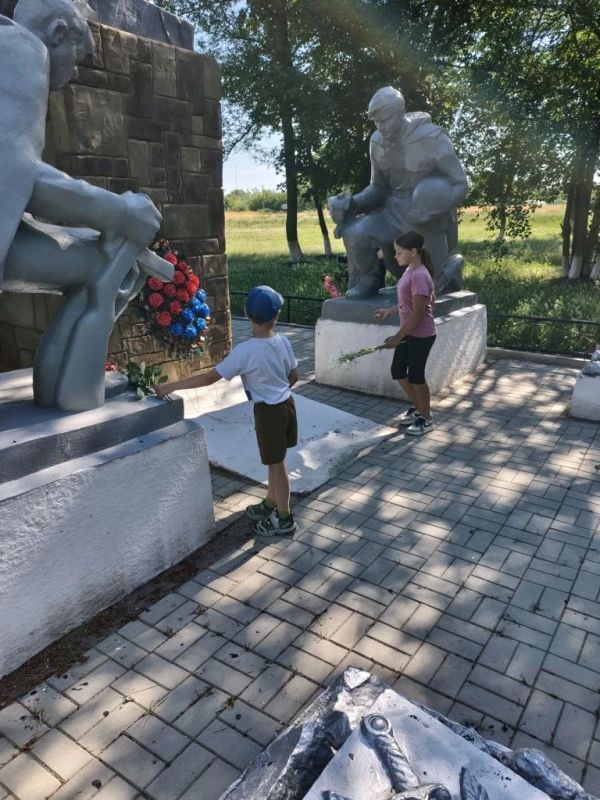22 июня в истории нашей страны одна из самых горьких и значимых дат — День памяти и скорби 22 июня в истории нашей страны одна из самых горьких и значимых дат — День памяти и скорби