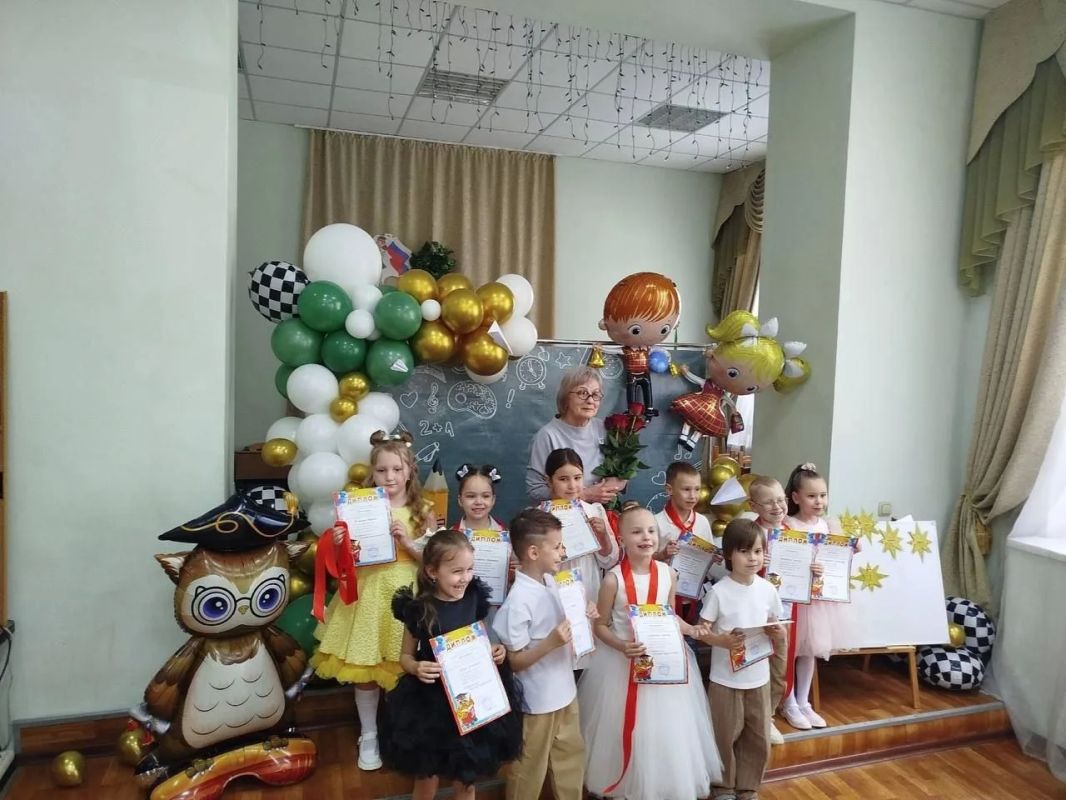 В добрый путь, «Познайка»! Выпускной в участке дополнительного детского досуга Детской железной дороги В добрый путь, «Познайка»! Выпускной в участке дополнительного детского досуга Детской железной дороги