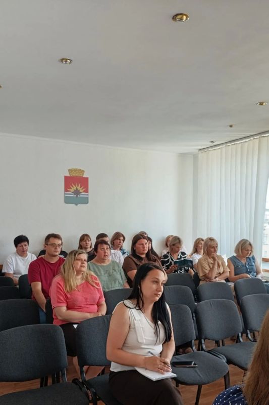 Управлением финансов администрации городского округа Торез Донецкой Народной Республики 23 июня 2026 года было проведено рабочее совещание с главными распорядителями средств бюджета муниципального образования городской округ... Управлением финансов администрации городского округа Торез Донецкой Народной Республики 23 июня 2026 года было проведено рабочее совещание с главными распорядителями средств бюджета муниципального образования городской округ...