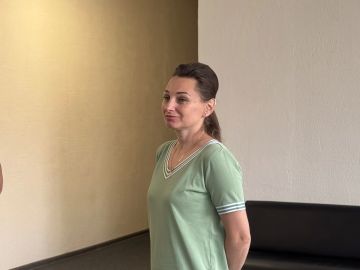 В администрации Мангушского муниципального округа прошла рабочая встреча с участием исполняющей обязанности главного врача Татьяны Райз-Возиановой