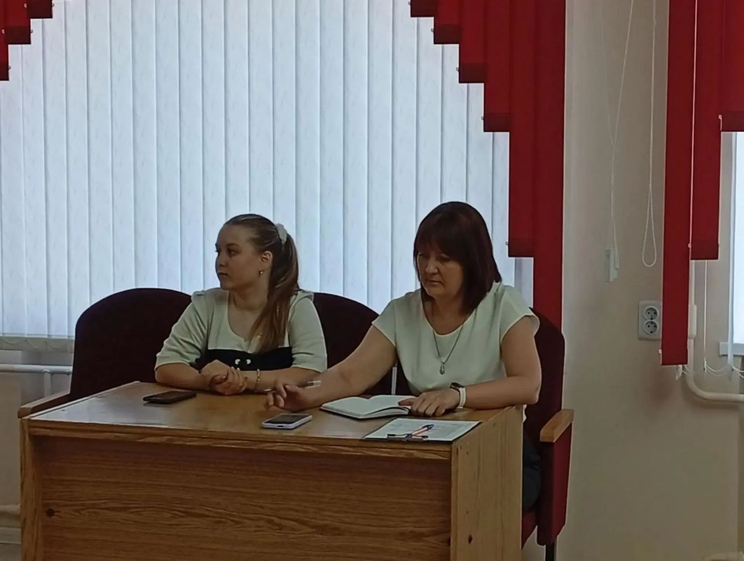 Сегодня начальник управления жилищно-коммунального хозяйства и благоустройства администрации округа Татьяна Коляденко провела очередное заседание штаба по подготовке жилого фонда, социальных объектов и инфраструктуры... Сегодня начальник управления жилищно-коммунального хозяйства и благоустройства администрации округа Татьяна Коляденко провела очередное заседание штаба по подготовке жилого фонда, социальных объектов и инфраструктуры...