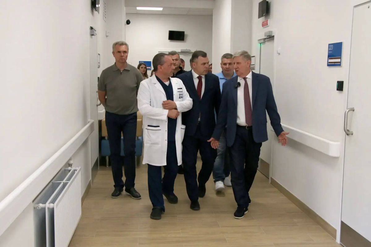 Продолжаем системно обновлять объекты здравоохранения, делая медицинскую помощь качественнее и доступнее для наших жителей Продолжаем системно обновлять объекты здравоохранения, делая медицинскую помощь качественнее и доступнее для наших жителей