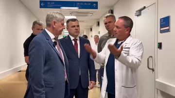 Константин Масников: Совместно с Председателем Правительства Донецкой Народной Республики Андреем Чертковым и представителем шеф-региона — города Москвы — мы проинспектировали ход восстановительных работ в поликлинике № 1...