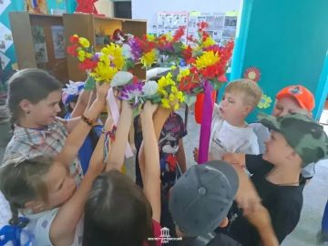 Сегодня в филиале «Золотаревский СДК» прошли уютные посиделки «Венок дружбы»