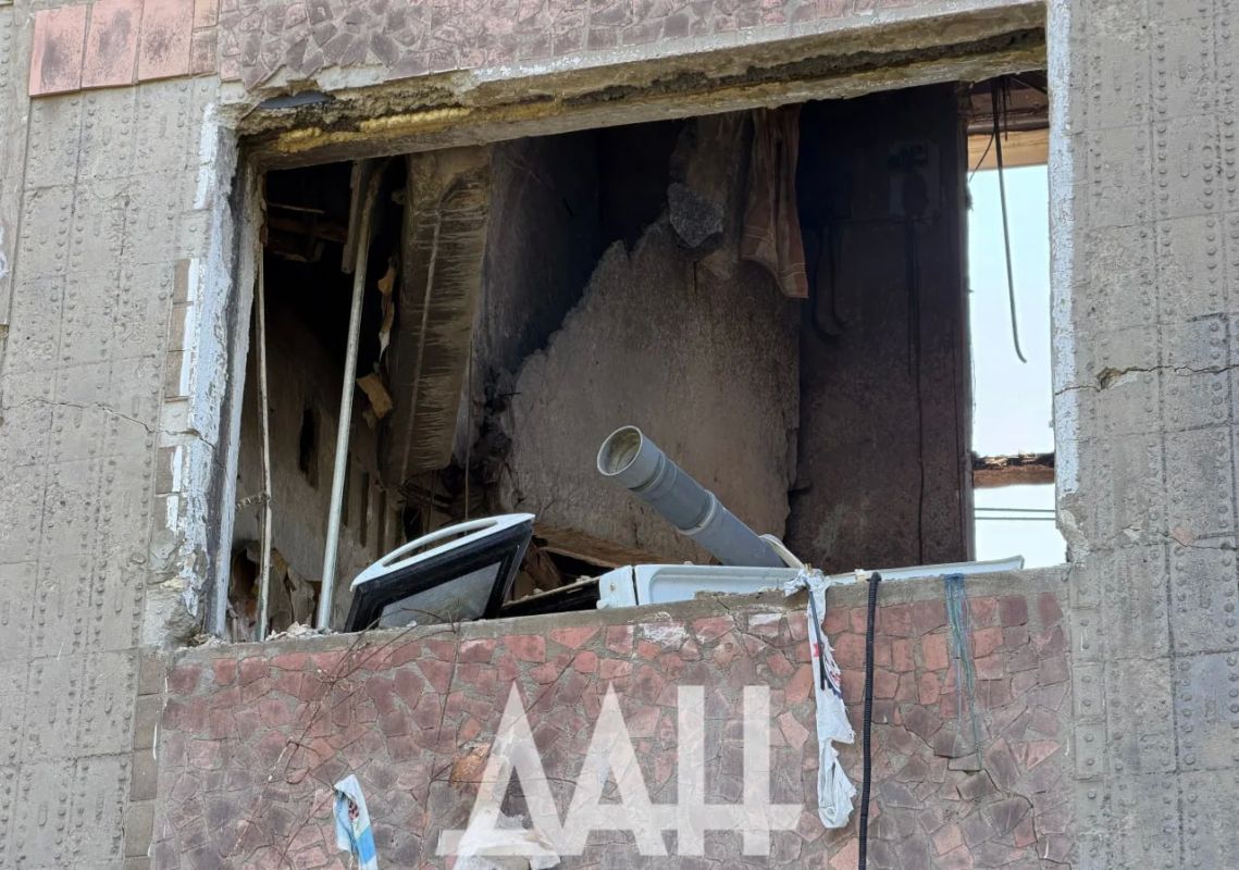Многоквартирный дом обрушился в Горловке из-за атаки БПЛА, погибли 3 человека Многоквартирный дом обрушился в Горловке из-за атаки БПЛА, погибли 3 человека