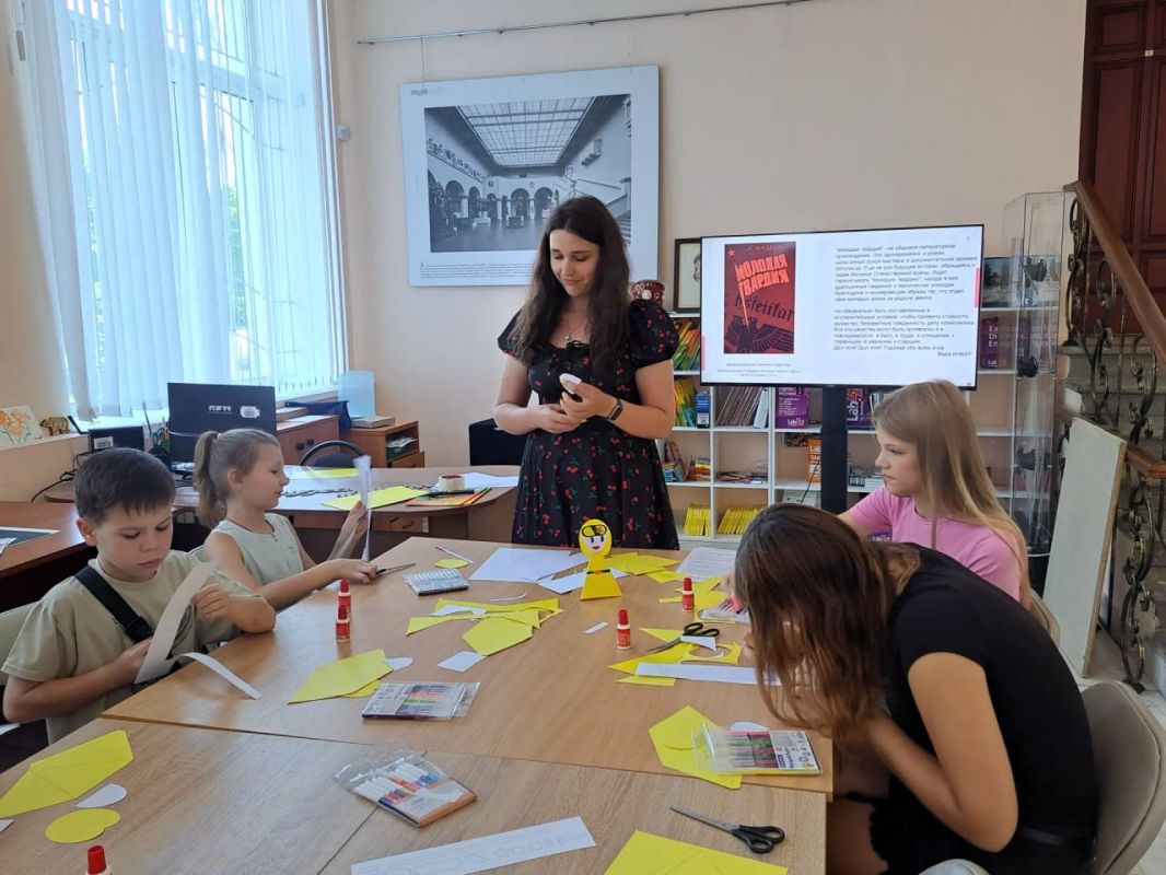 Дети ветеранов-адресатов филиала фонда «Защитники Отечества» и дети погибших воинов побывали на музейном занятии Дети ветеранов-адресатов филиала фонда «Защитники Отечества» и дети погибших воинов побывали на музейном занятии