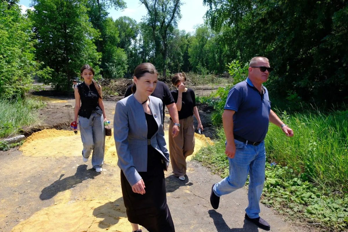 В Иловайске ведется масштабная реконструкция городского парка В Иловайске ведется масштабная реконструкция городского парка