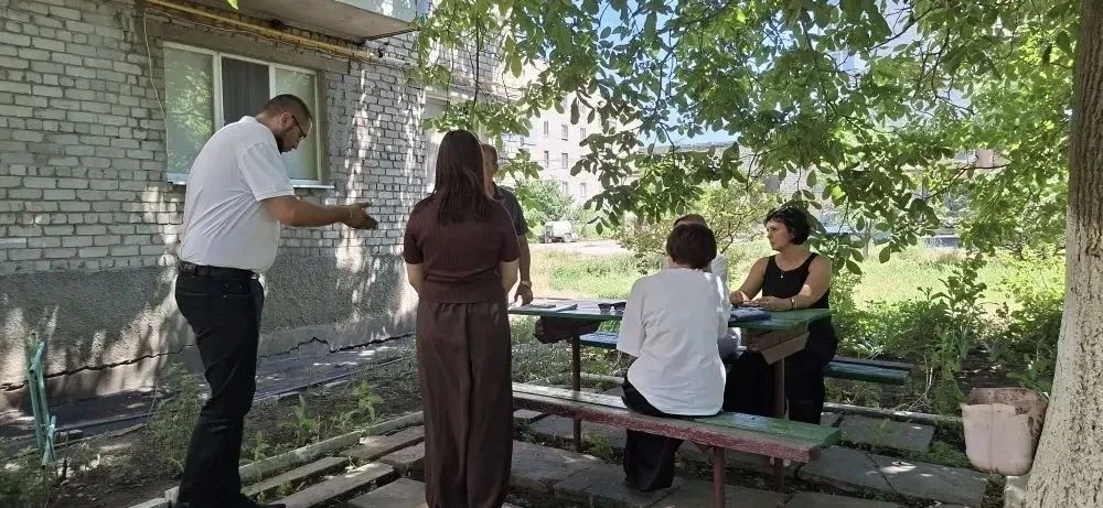 СХОД ГРАЖДАН. 01 июля в Иловайске состоялась встреча жителей с временно исполняющим полномочия главы муниципального образования городской округ Иловайск Александром Васильевичем Кузнецовым