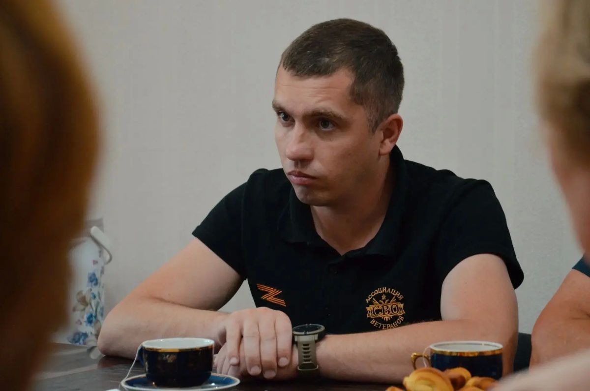 Сегодня, 1 июля, в День ветеранов боевых действий, в городском округе Торез состоялось душевное чаепитие, ставшее знаком благодарности и уважения к тем, кто защищал Родину Сегодня, 1 июля, в День ветеранов боевых действий, в городском округе Торез состоялось душевное чаепитие, ставшее знаком благодарности и уважения к тем, кто защищал Родину