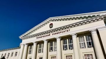 Глава ДНР Денис Пушилин встретился с народной артисткой России Анитой Цой