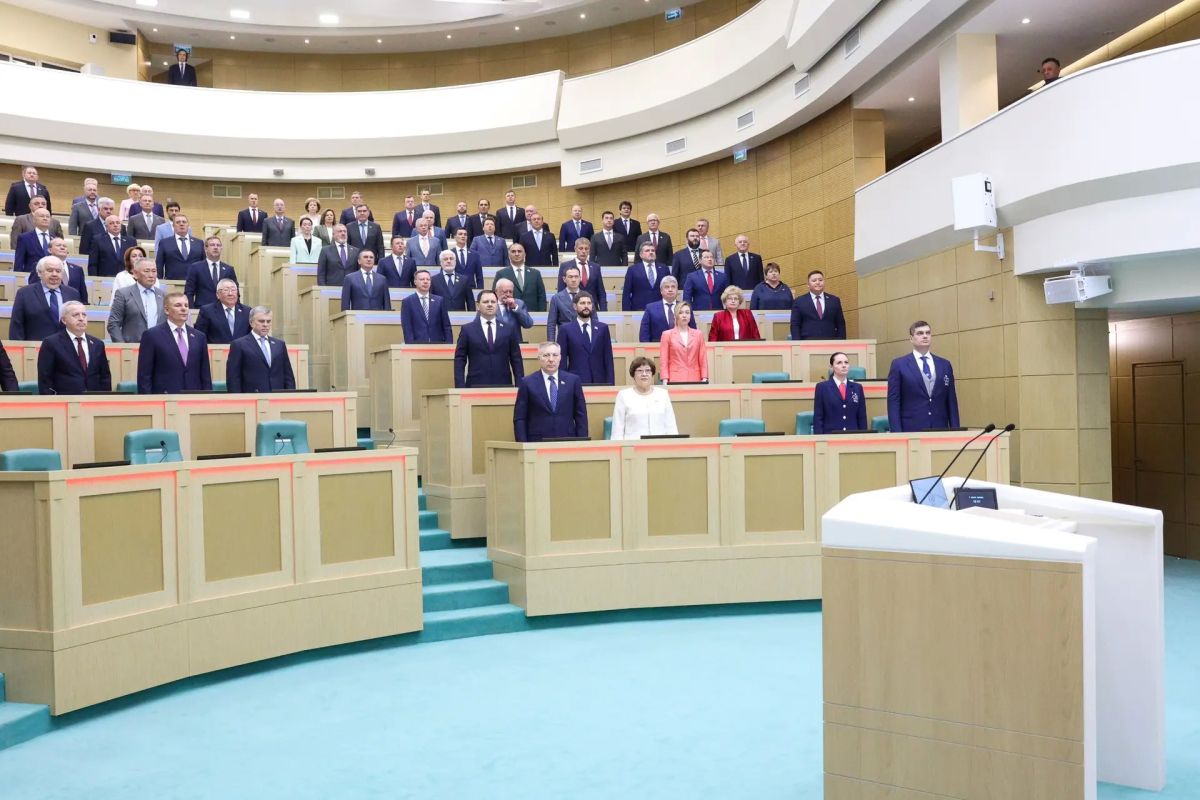 Александр Волошин: #пленарноезаседание_СФ. В Совете Федерации состоялось очередное пленарное заседание под председательством Валентины Ивановны Матвиенко Александр Волошин: #пленарноезаседание_СФ. В Совете Федерации состоялось очередное пленарное заседание под председательством Валентины Ивановны Матвиенко