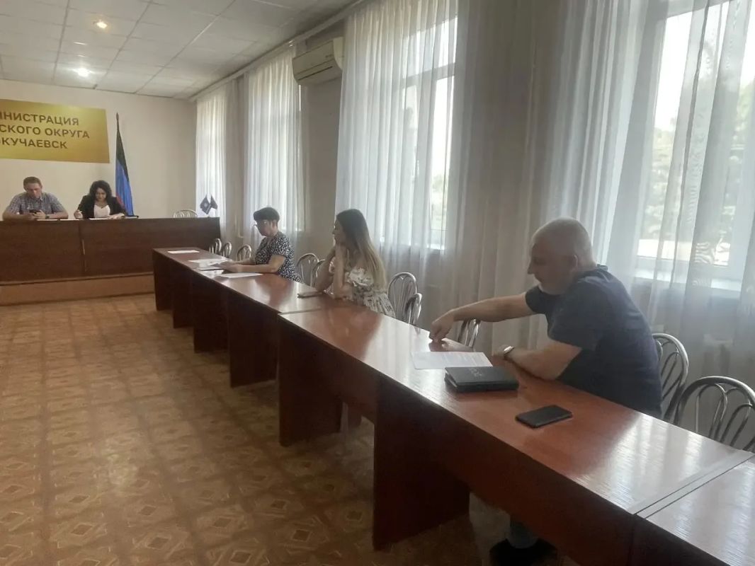В администрации городского округа Докучаевск, прошло плановое заседание Антинаркотической комиссии по итогам 2 квартала 2026 года В администрации городского округа Докучаевск, прошло плановое заседание Антинаркотической комиссии по итогам 2 квартала 2026 года