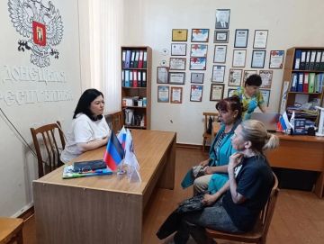 Первый заместитель главы муниципального образования Виктория Рогожина провела прием граждан в общественной приемной Единой России города Зугрэс