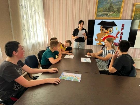 В Новозарьевке прошел правовой квест «Путешествие в страну «Правознайка» В Новозарьевке прошел правовой квест «Путешествие в страну «Правознайка»