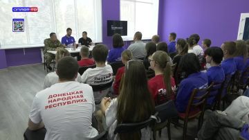 Депутат НС ДНР Сергей Добровольский с рабочим визитом посетил Торез
