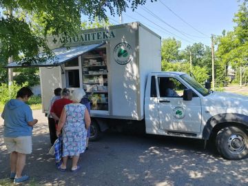 В населенных пунктах Шахтерского округа продолжает работу выездная аптека
