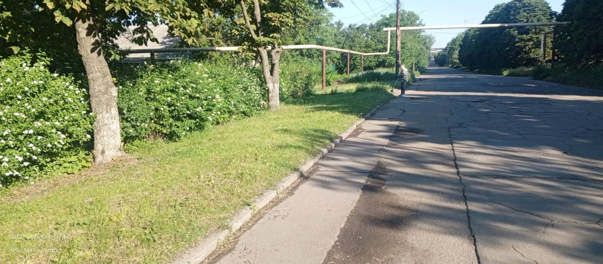 С целью приведения территории в надлежащее санитарное состояние сотрудниками Государственного бюджетного профессионального образовательного учреждения «Макеевский педагогический колледж» проведены работы по покосу сорных и... С целью приведения территории в надлежащее санитарное состояние сотрудниками Государственного бюджетного профессионального образовательного учреждения «Макеевский педагогический колледж» проведены работы по покосу сорных и...