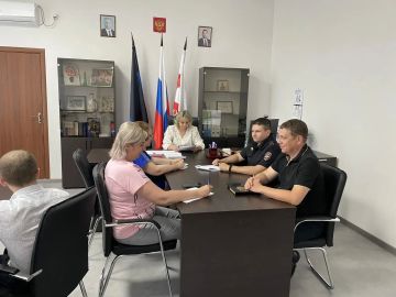 В Снежном состоялось первое заседание административной комиссии