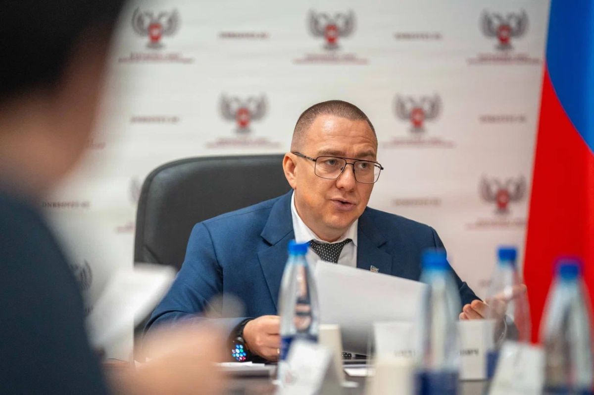 Андрей Крамар: Накануне провели в Народном Совете рабочее совещание по мерам поддержки матерей и многодетных семей в Донецкой Народной Республике Андрей Крамар: Накануне провели в Народном Совете рабочее совещание по мерам поддержки матерей и многодетных семей в Донецкой Народной Республике
