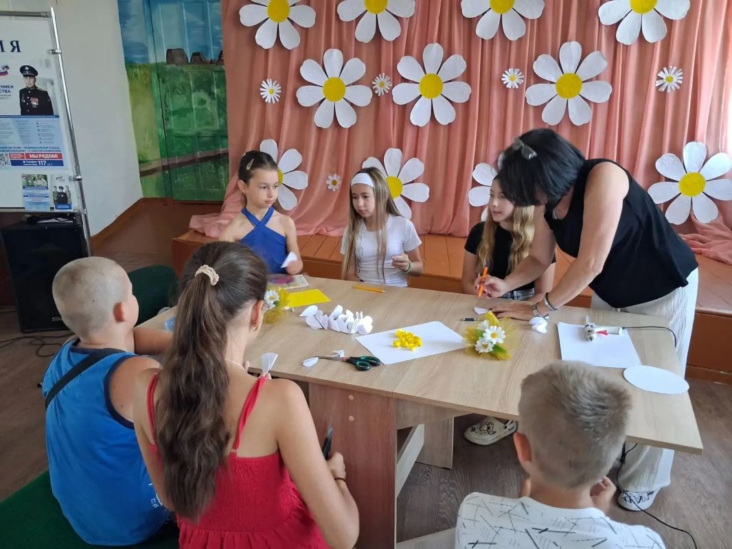 Ромашка — символ чистоты и любви: в Стыле прошёл праздничный мастер-класс Ромашка — символ чистоты и любви: в Стыле прошёл праздничный мастер-класс
