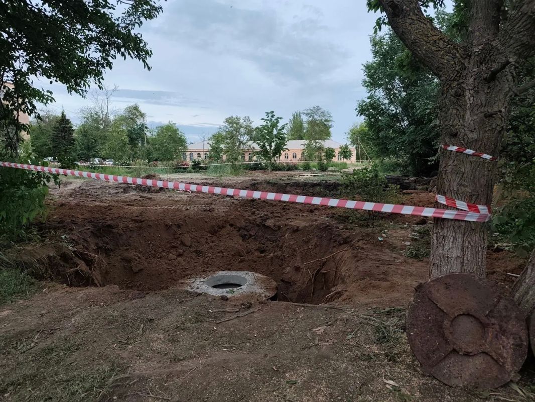 В Общественный совет Новоазовского муниципального округа обратились жители многоквартирного дома №6а, расположенного по улице Ленина в городе Новоазовске, с просьбой о содействии в подключении их домостроения к городской... В Общественный совет Новоазовского муниципального округа обратились жители многоквартирного дома №6а, расположенного по улице Ленина в городе Новоазовске, с просьбой о содействии в подключении их домостроения к городской...