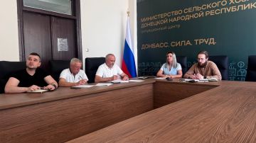 В Минсельхоз ДНР состоялось первое заседание временной мониторинговой группы по вопросам вывоза молока с молочно-товарных ферм на перерабатывающие предприятия