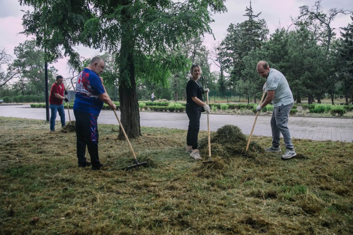 Завершаем благоустройство Городского сада Завершаем благоустройство Городского сада