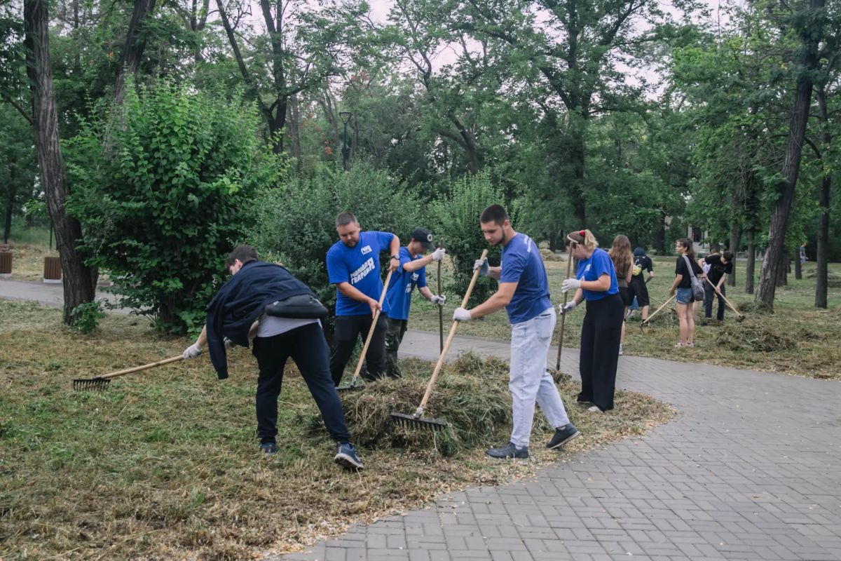 Завершаем благоустройство Городского сада Завершаем благоустройство Городского сада