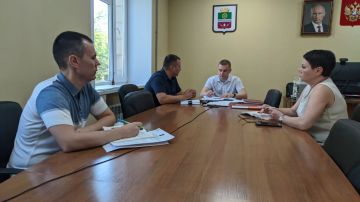 Глава муниципального образования Старобешевский муниципальный округ Алексей Черкашин провел оперативное совещание, на котором обсудили ключевые вопросы округа