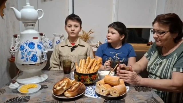 В преддверии Дня семьи, любви и верности наши юнармейцы включились в марафон «Моя семья – моя опора»