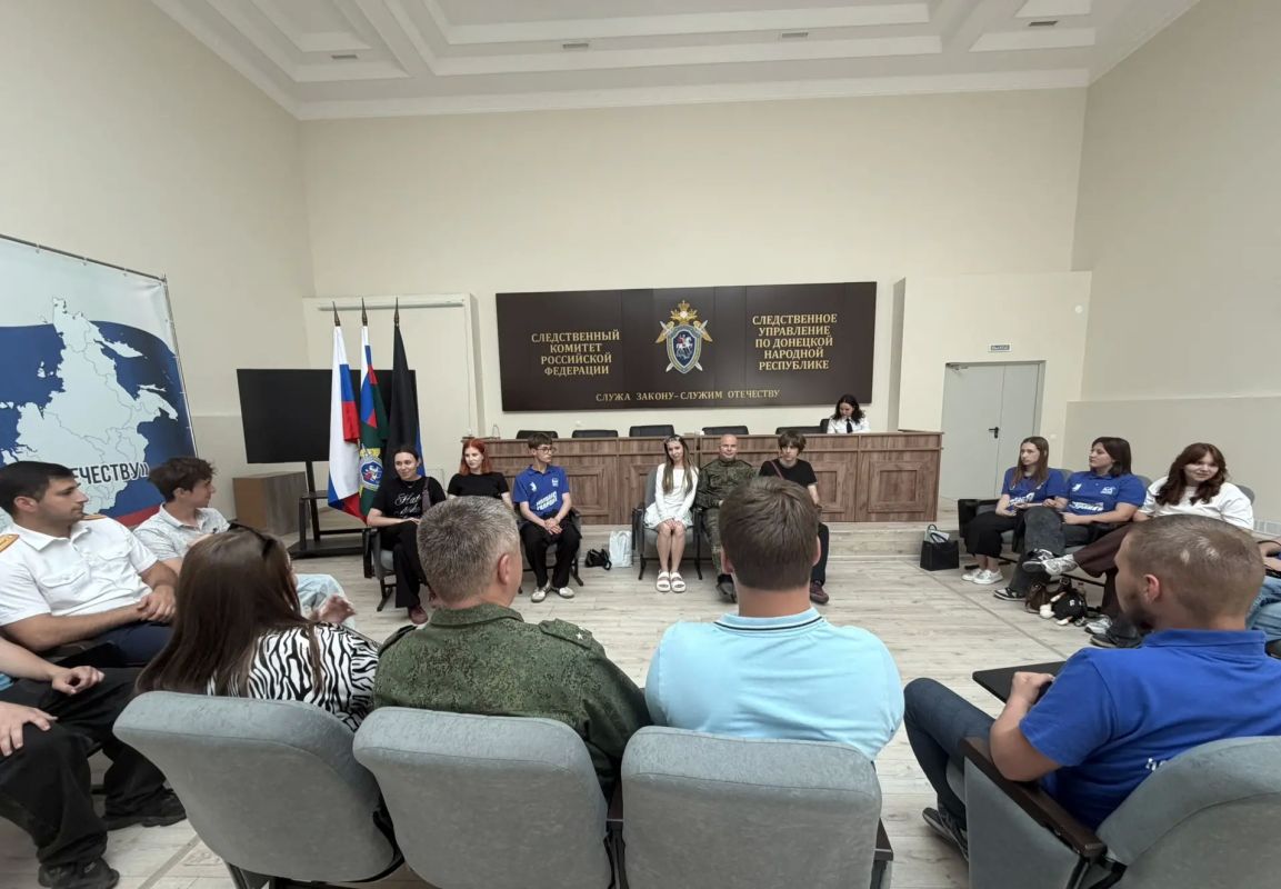 Сотрудники регионального следственного управления провели для кадет увлекательную правовую игру Сотрудники регионального следственного управления провели для кадет увлекательную правовую игру
