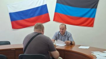 Валентин Левченко: Сегодня в Управе Киевского внутригородского района заместитель руководителя Управы Александр Хромоногих провел прием граждан