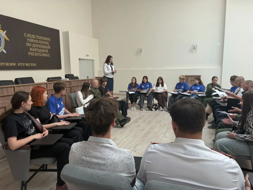 Сотрудники регионального следственного управления провели для кадет увлекательную правовую игру Сотрудники регионального следственного управления провели для кадет увлекательную правовую игру