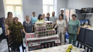 Варенье и гуманитарную помощь от друзей из Балашихи