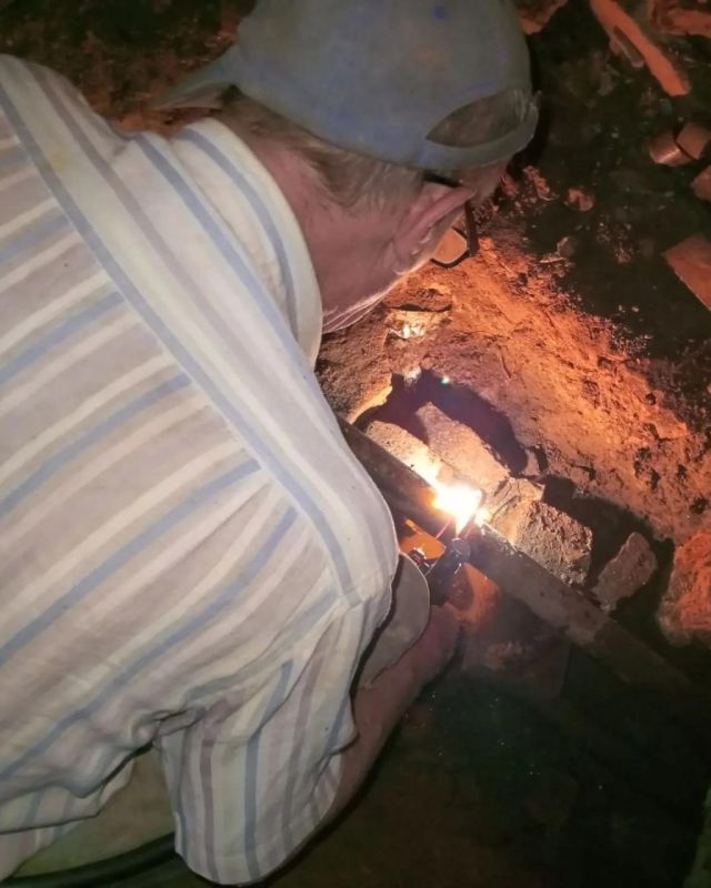 Иван Адамец: В Куйбышевском районе специалисты Единого регионального фонда обслуживания МКД продолжают плановые работы по содержанию жилого фонда Иван Адамец: В Куйбышевском районе специалисты Единого регионального фонда обслуживания МКД продолжают плановые работы по содержанию жилого фонда