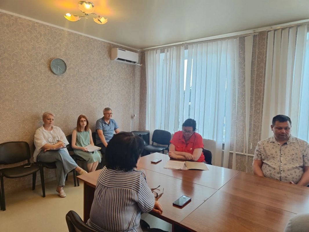 Заседание постоянного комитета Заседание постоянного комитета