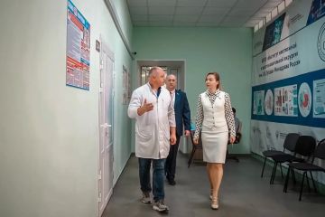 Наталья Никонорова: Посетила Институт неотложной и восстановительной хирургии им. В. К. Гусака Минздрава России