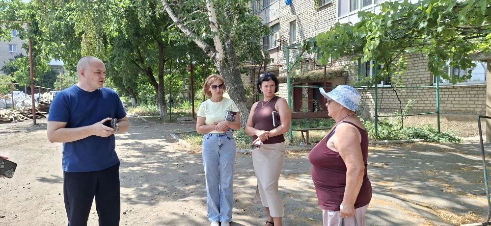 Денис Зубов: 07 июля заместитель главы администрации городского округа Иловайск Криза Сергей Александрович провел очередную встречу с жителями муниципального образования Денис Зубов: 07 июля заместитель главы администрации городского округа Иловайск Криза Сергей Александрович провел очередную встречу с жителями муниципального образования