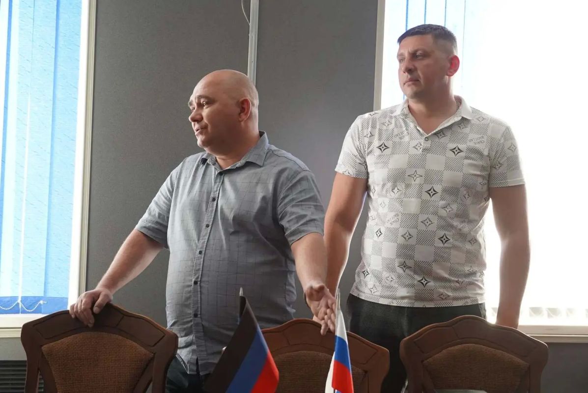 Игорь Мартынов: Прошло совещание по вопросам формирования «БАРС-ДНР» Игорь Мартынов: Прошло совещание по вопросам формирования «БАРС-ДНР»