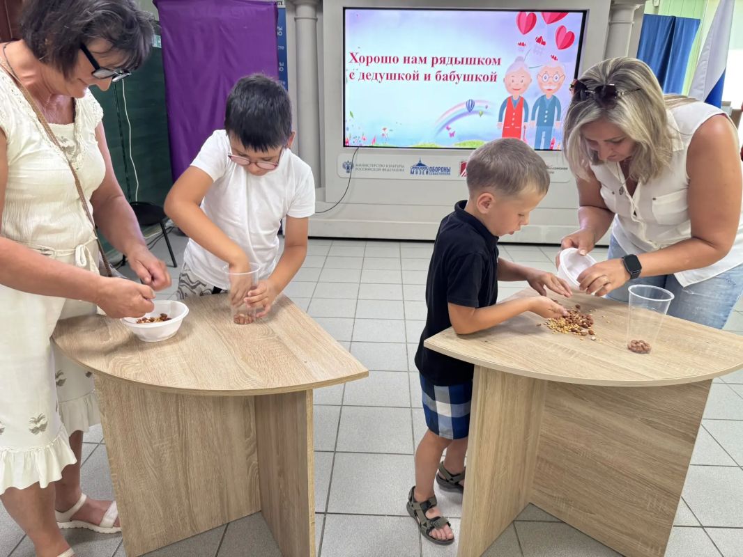 В преддверии Дня семьи в Мангуше прошёл тёплый праздник! В преддверии Дня семьи в Мангуше прошёл тёплый праздник!