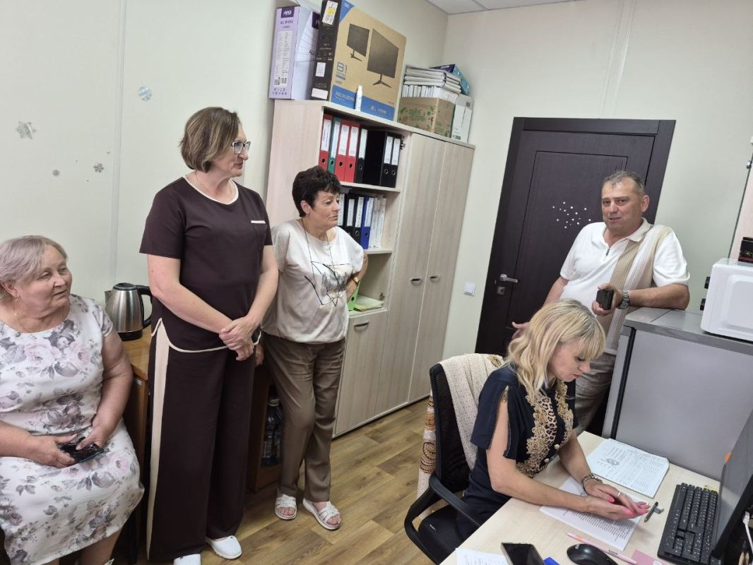 Таймураз Арсоев: Провел встречу с коллективом управления отчетности и финансов администрации округа
