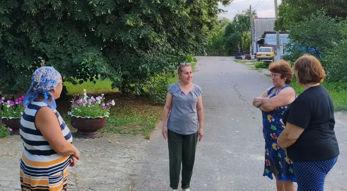Врио заведующего Александровским территориальным сектором Татьяна Молтобар провела встречу с населением села Александровка